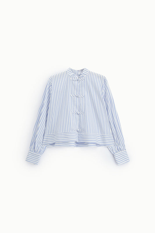 Camicia a righe con chiusura orientale e polsini ampi