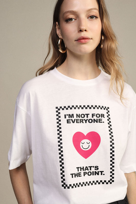 T-shirt girocollo stampa cuore e frase