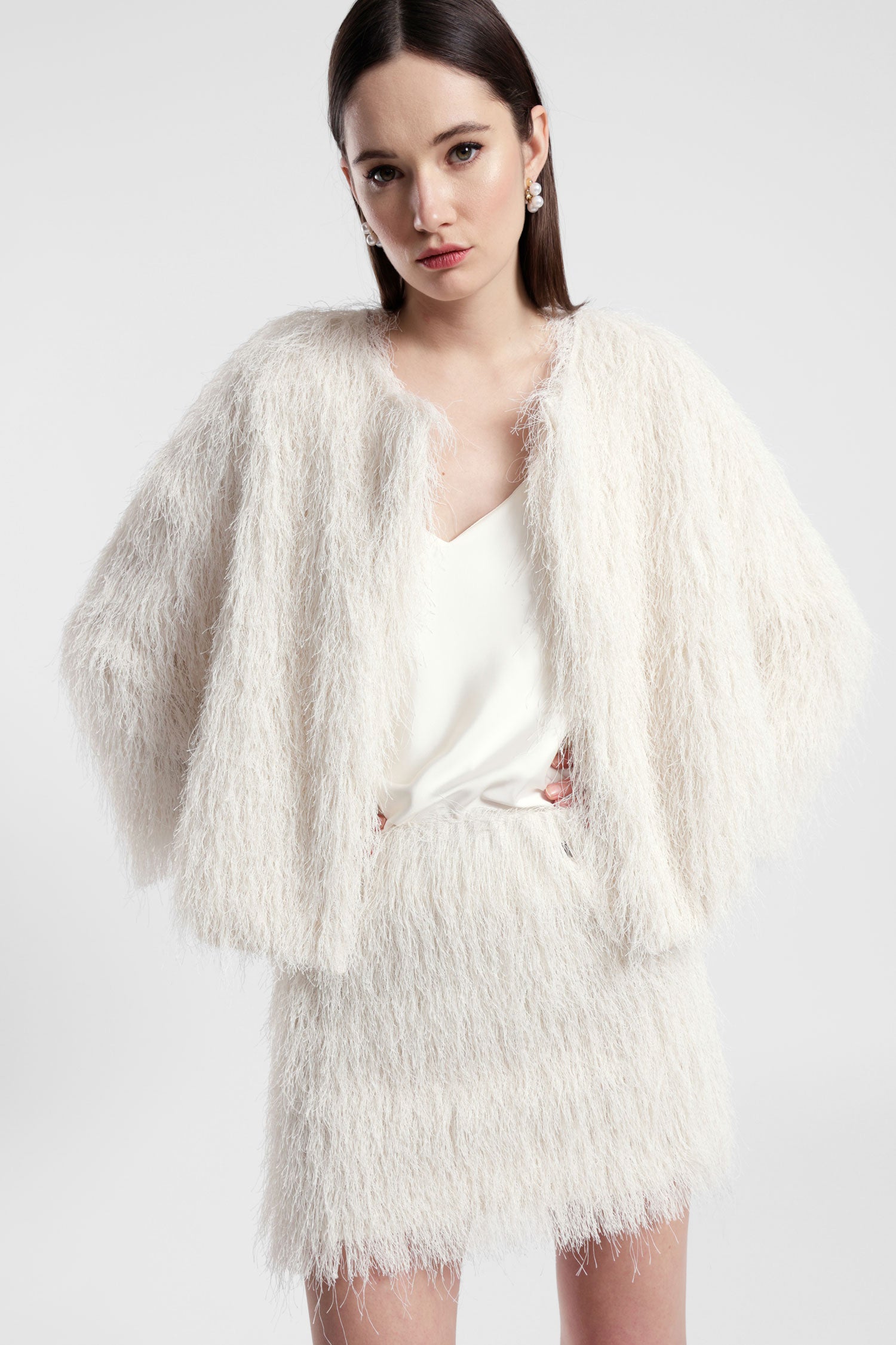 Blazer corto effetto pelliccia con maniche ampie