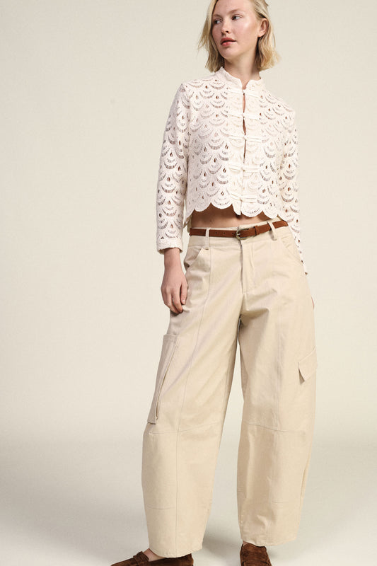 Pantaloni palazzo cropped con tasche cargo laterali