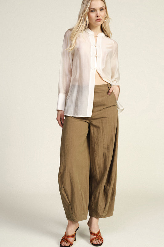 Pantaloni palazzo vita alta con pinces laterali