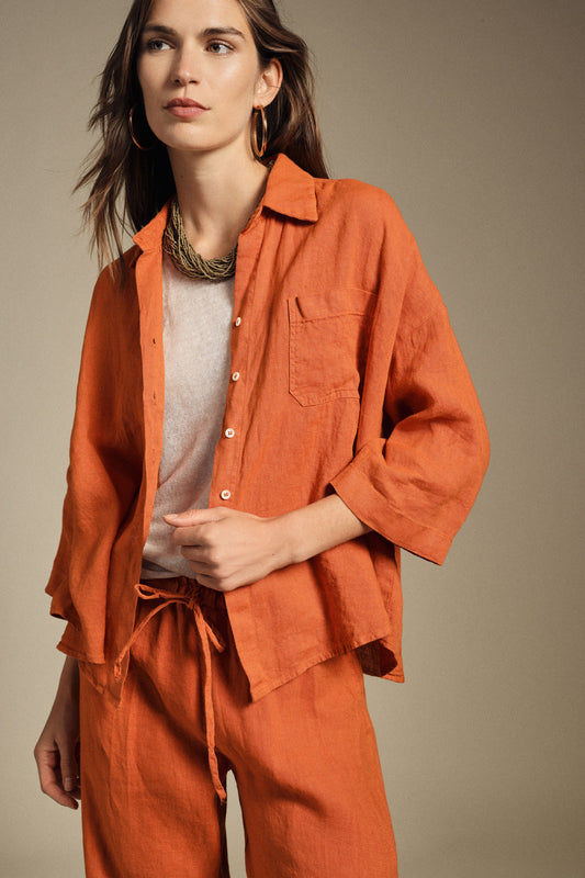 Camicia ampia con maniche 3/4 e taschino