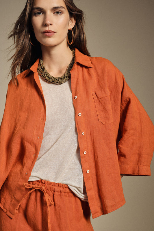 Camicia ampia con maniche 3/4 e taschino