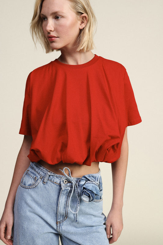 T-shirt corta con arricciatura sul fondo
