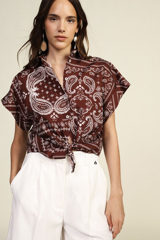 Camicia boxy stampa paisley con maniche corte