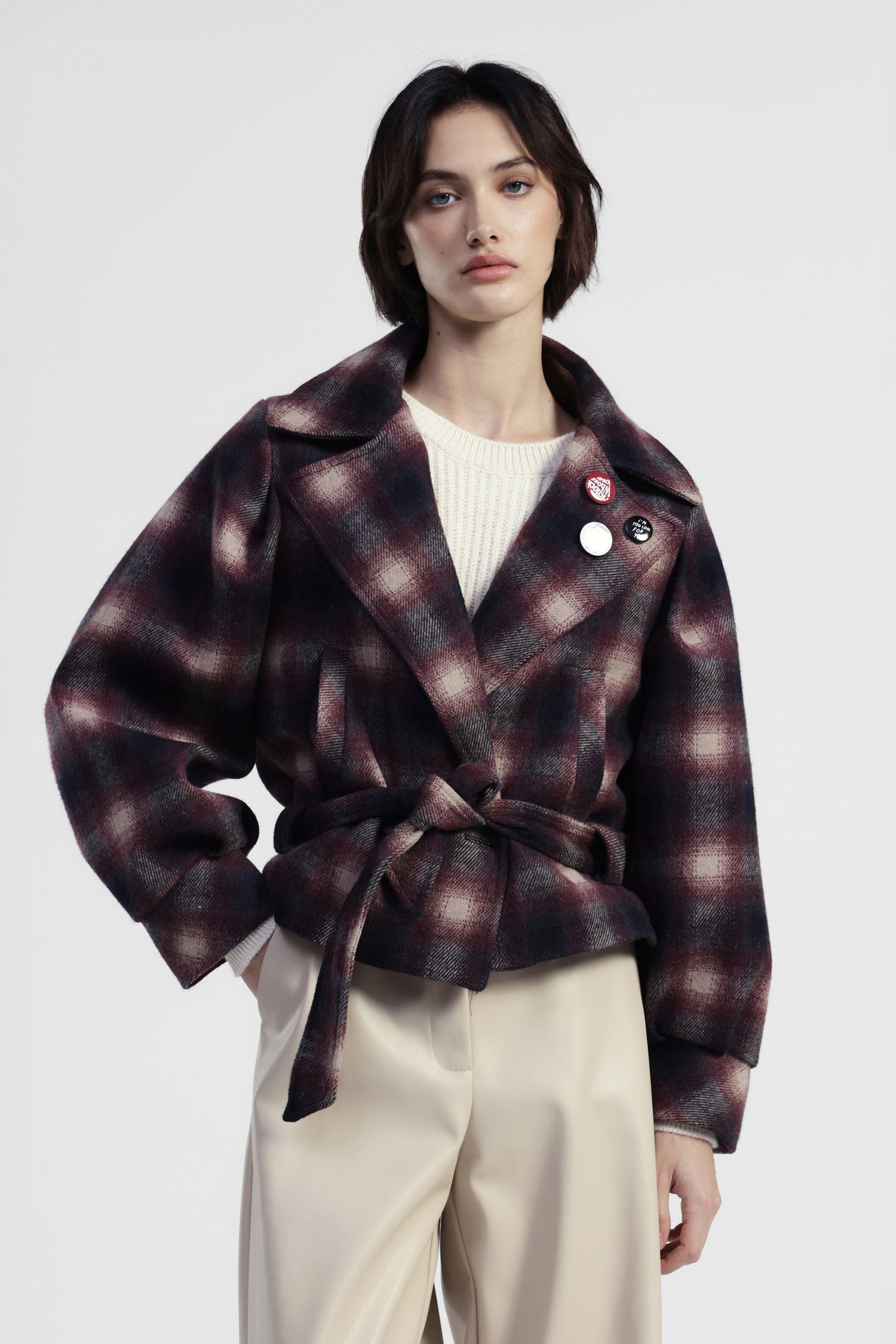 Cappotto corto stampa check con cintura