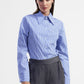 Camicia a righe con collo a punta