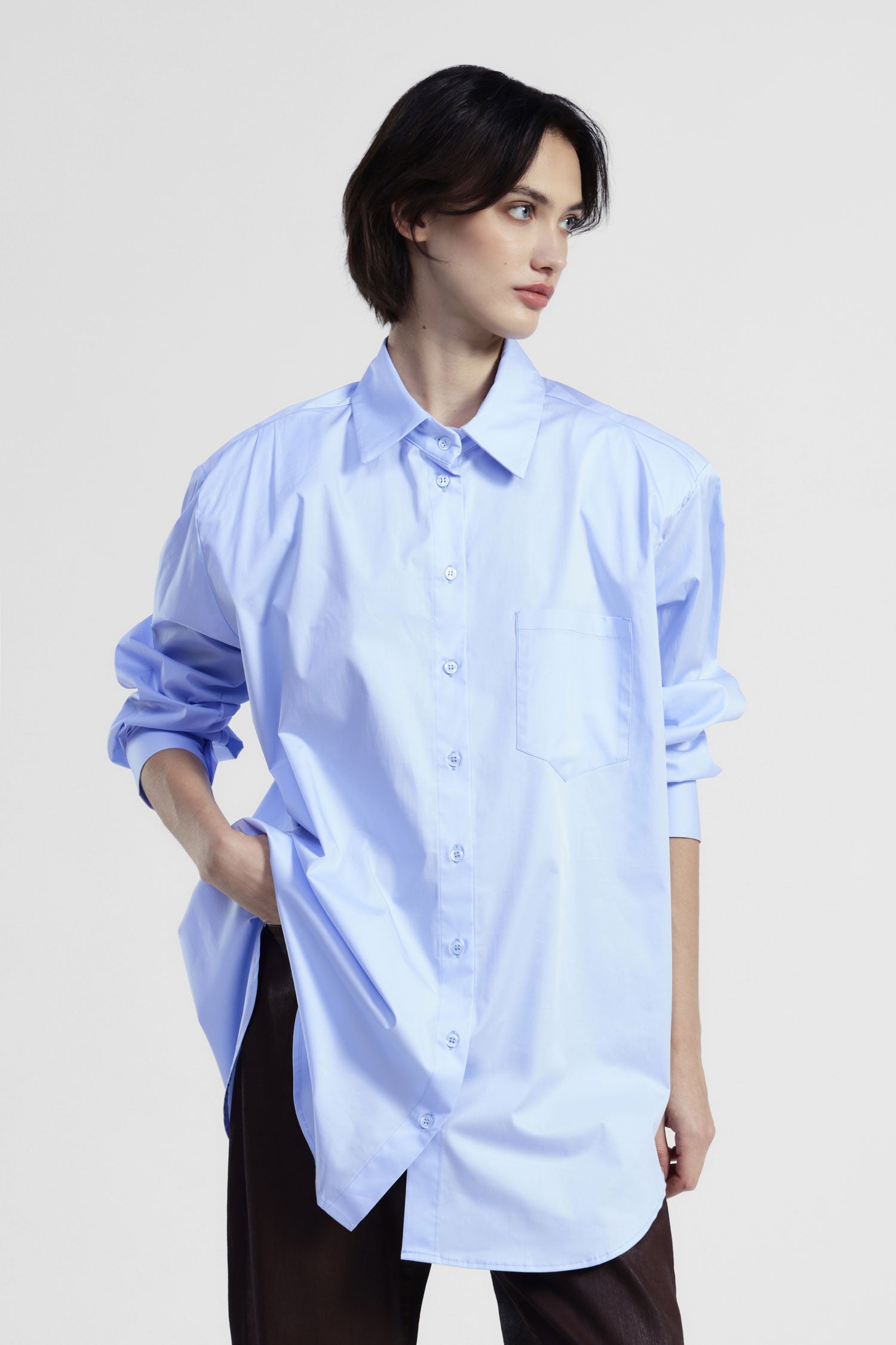 Camicia over, collo classico, taschino davanti