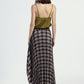 Gonna lunga a quadri con orlo asimmetrico e cintura