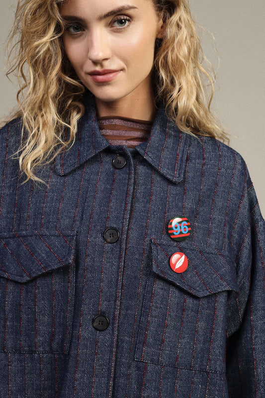 Blazer corto a righe con tasche applicate
