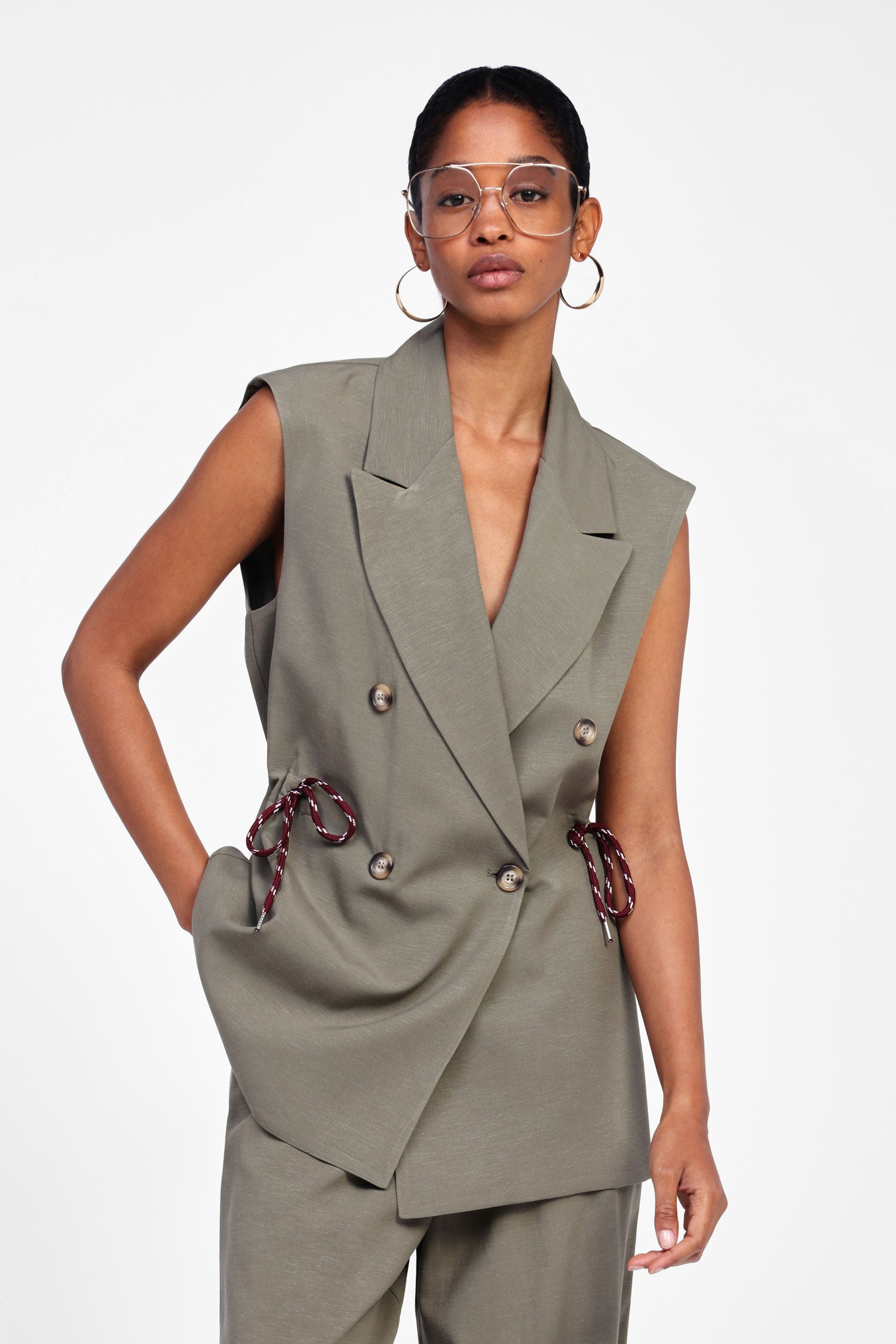Gilet con abbottonatura doppiopetto
