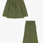 Completo con giacca monopetto e pantaloni