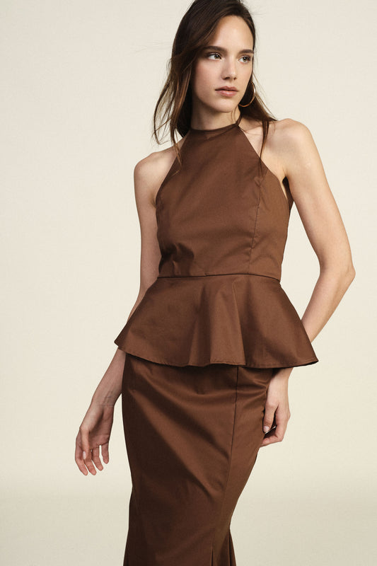 Top svasato con scollo all’americana