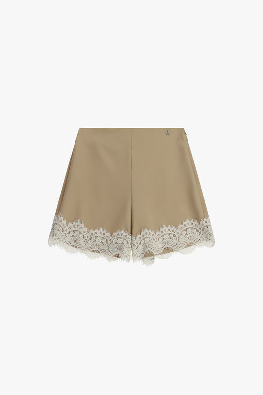 Shorts vita alta con bordo in pizzo a contrasto