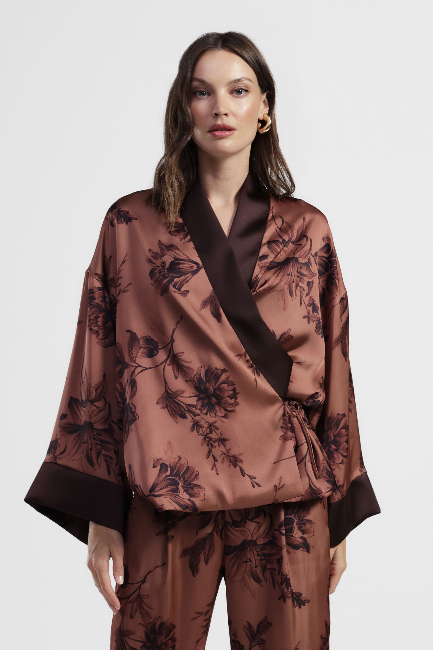 Blazer stampato a fiori con maniche ampie