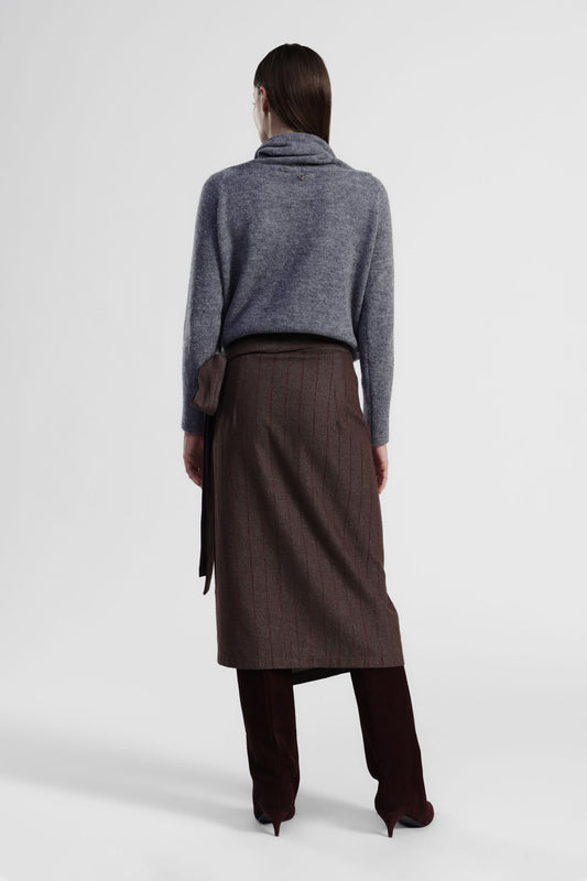 Gonna midi a portafoglio con motivo a righe sottili