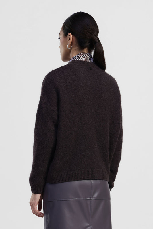 Maglione girocollo con maniche lunghe