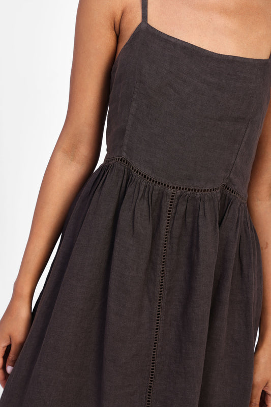 Vestito lungo con spalline sottili