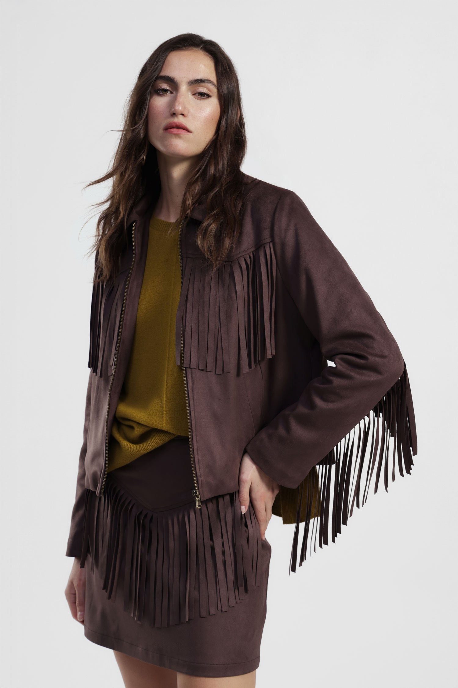 Blazer con frange, zip frontale e tasche