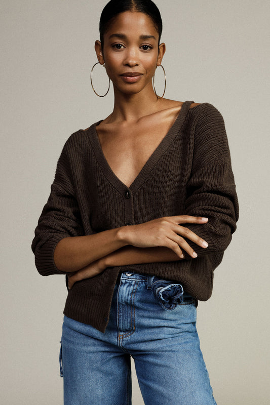 Cardigan con bottoni e scollo a v ampio