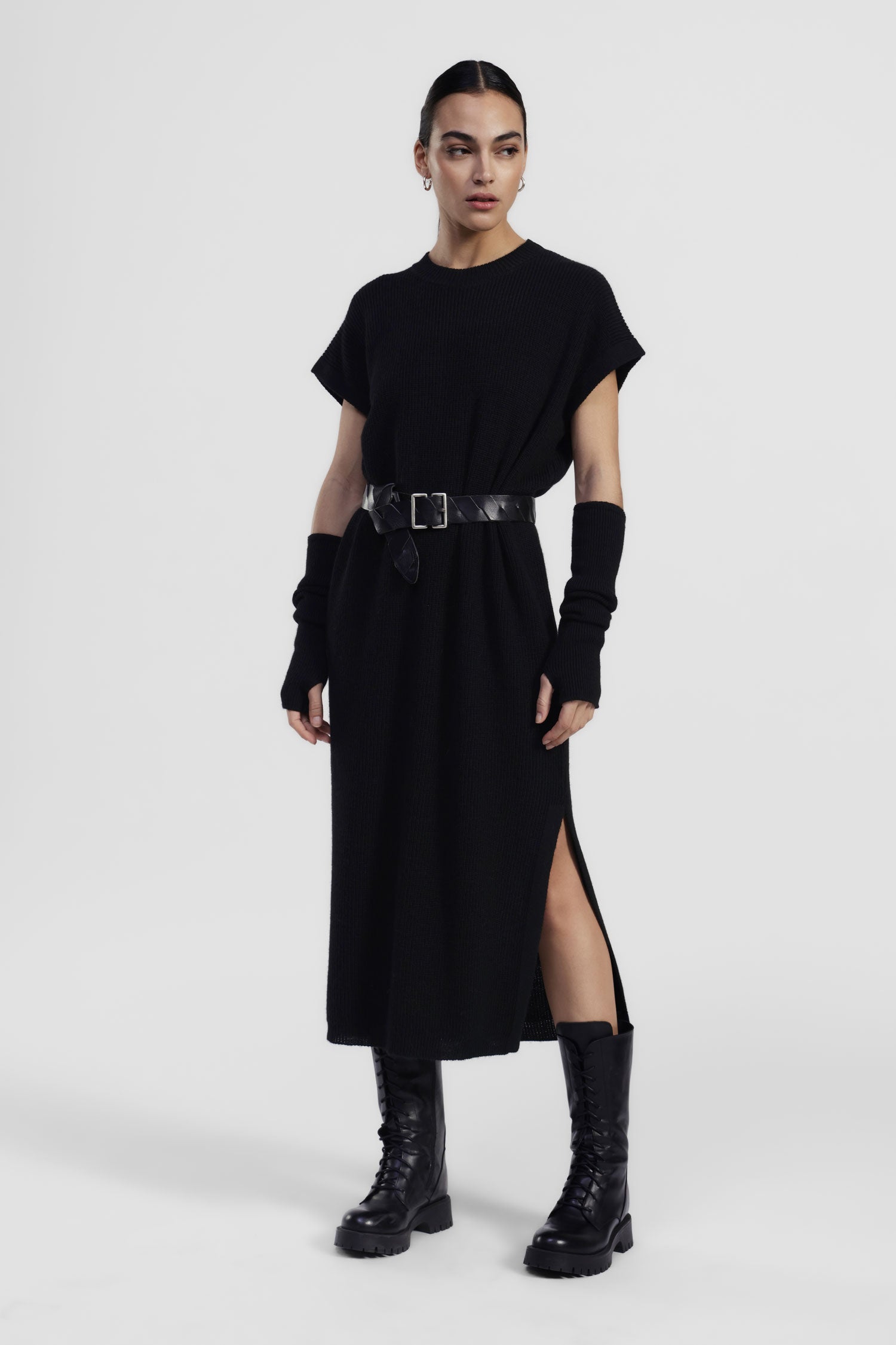 Abito midi a coste con spacco laterale