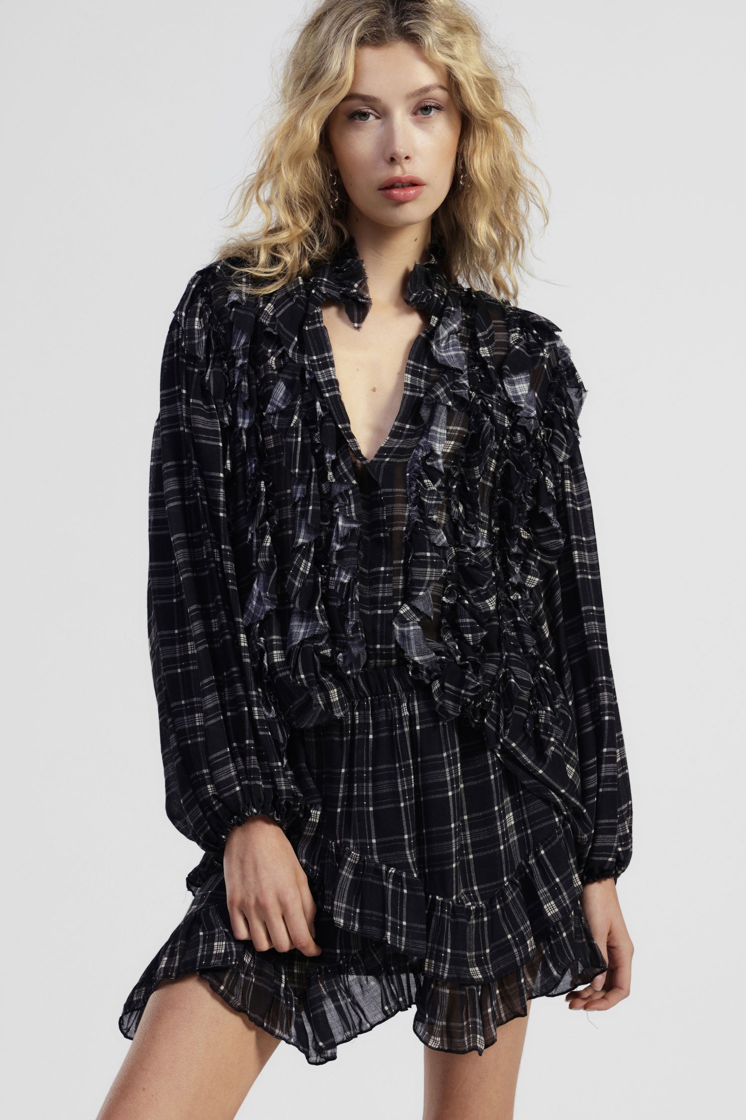 Camicia a quadri con maniche ampie e volant