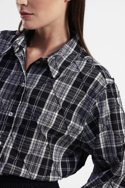 Camicia a righe con collo classico