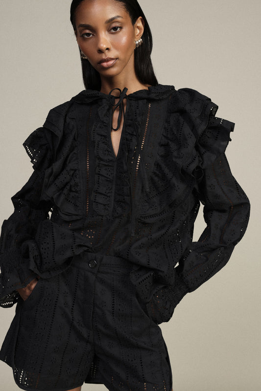 Blusa sangallo con volant e maniche lunghe