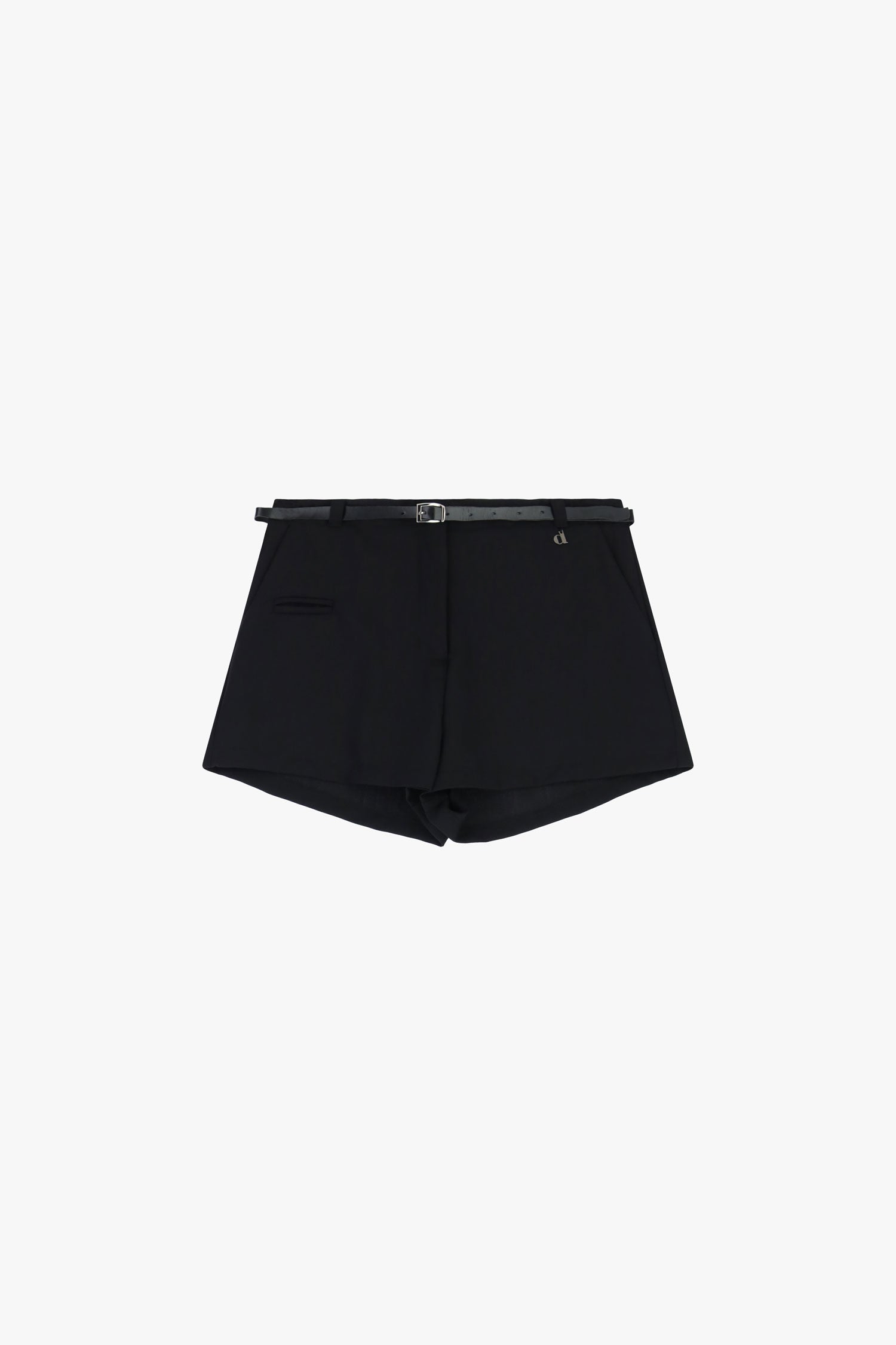 Shorts sartoriali con cintura e dettaglio tasca