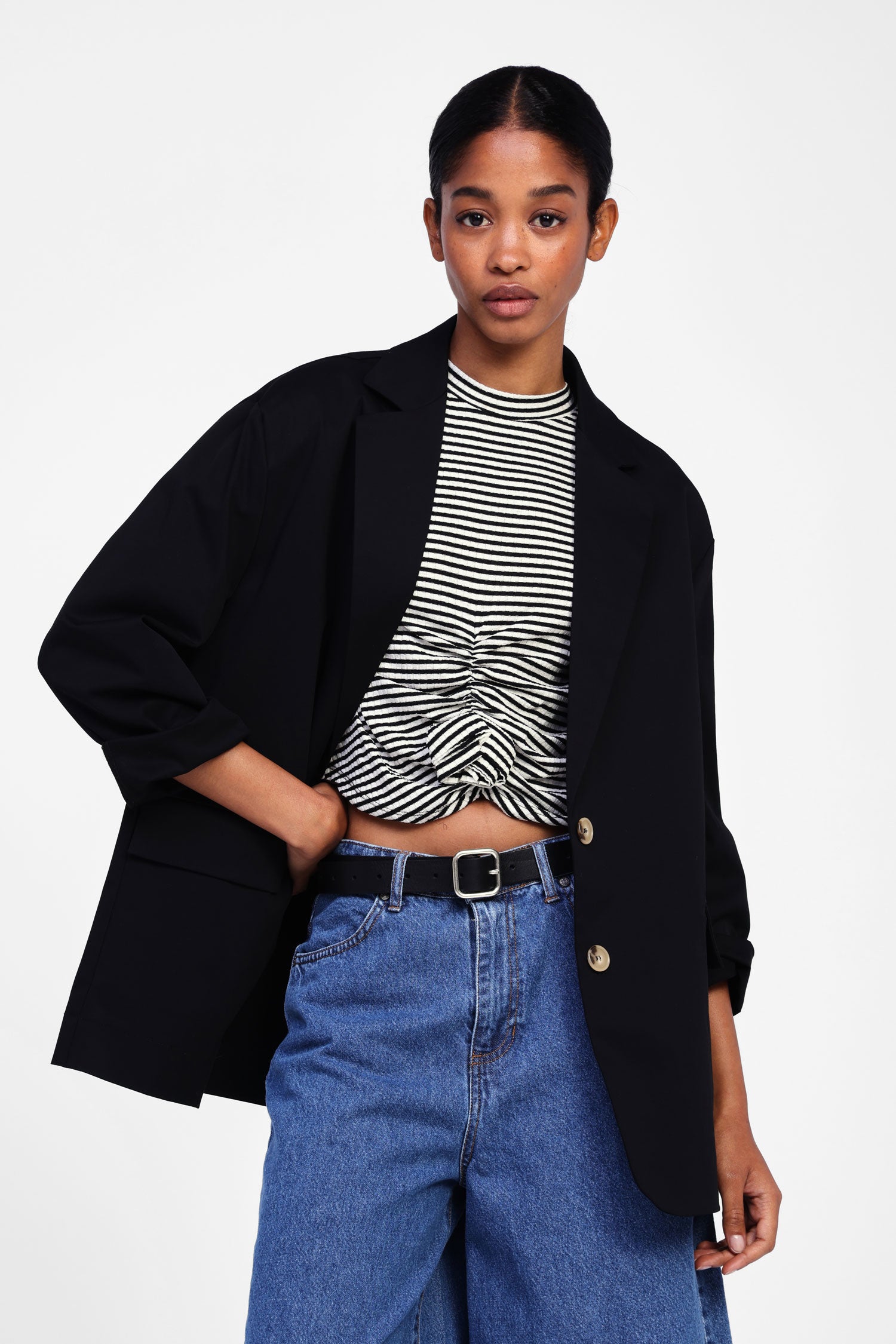 Blazer con taglio rilassato e bottoni
