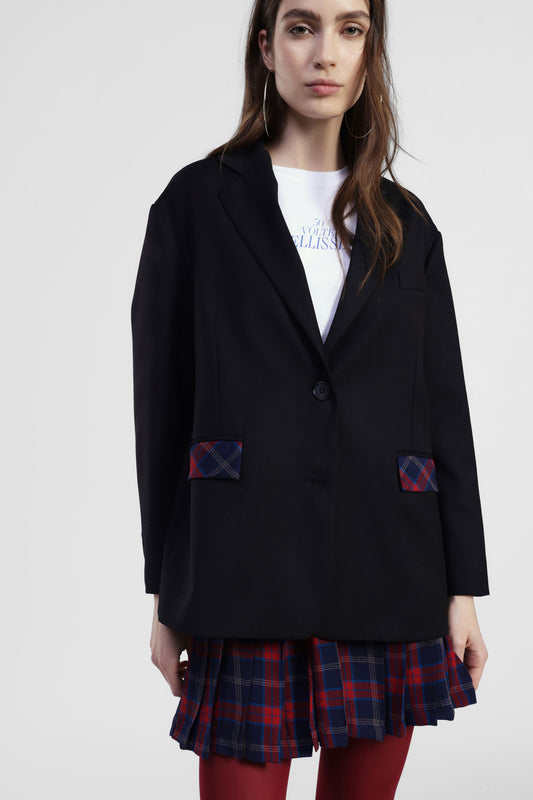 Blazer con tasche fantasia a quadri e chiusura a bottone