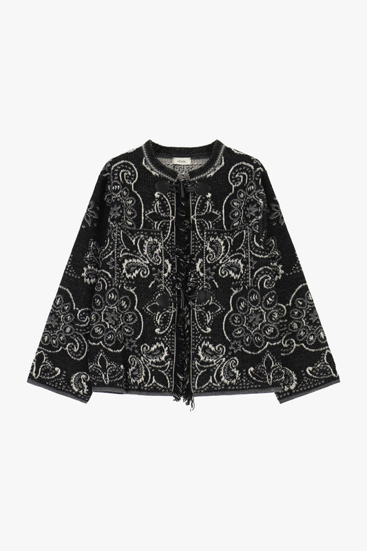 Cardigan jacquard con chiusura a alamari e tasche