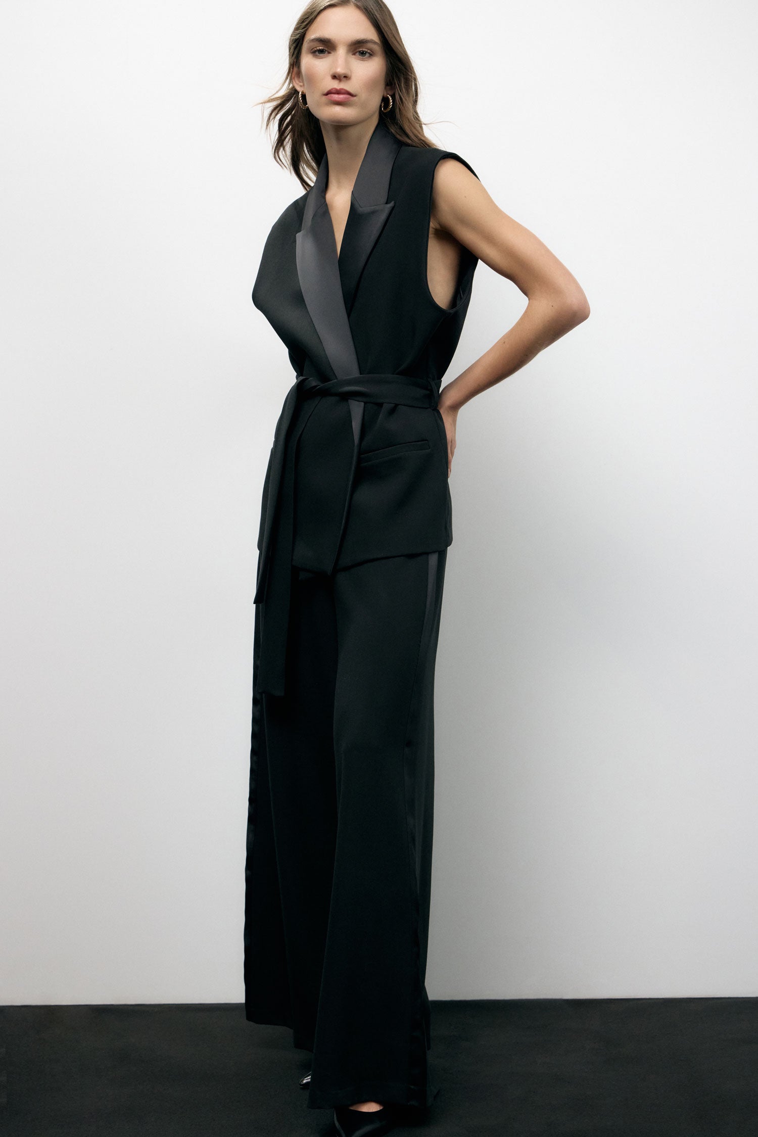 Pantaloni palazzo a vita alta con banda laterale