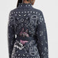 Cardigan con stampa vivace e cintura