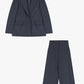 Completo con giacca monopetto e pantaloni