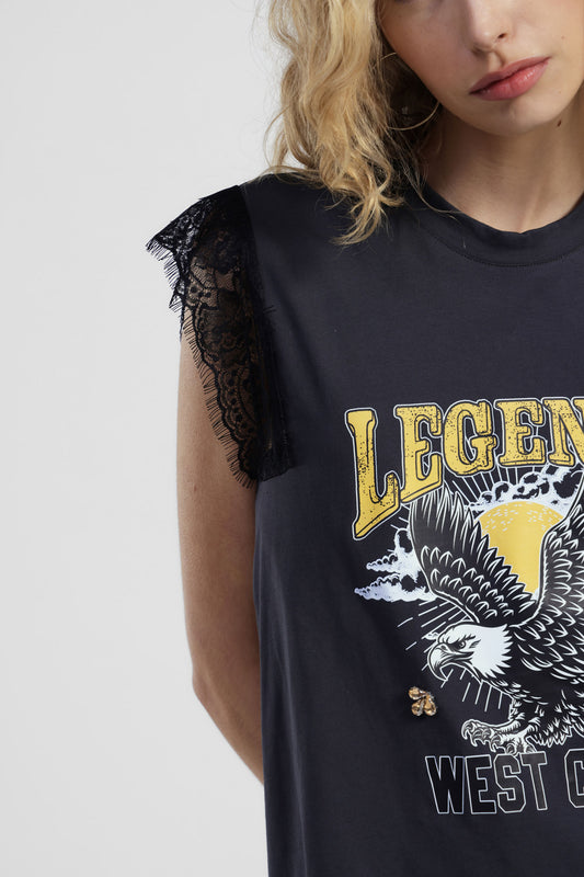 Top girocollo stampa grafica e dettagli in pizzo