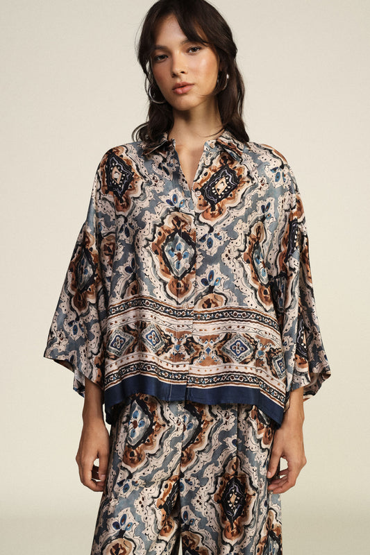 Camicia oversize fantasia con motivo geometrico