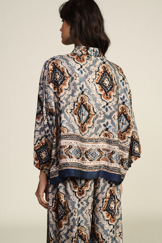 Camicia oversize fantasia con motivo geometrico