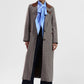 Cappotto con dettagli in contrasto