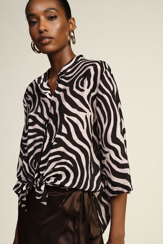 Camicia stampa zebrata con nodo frontale