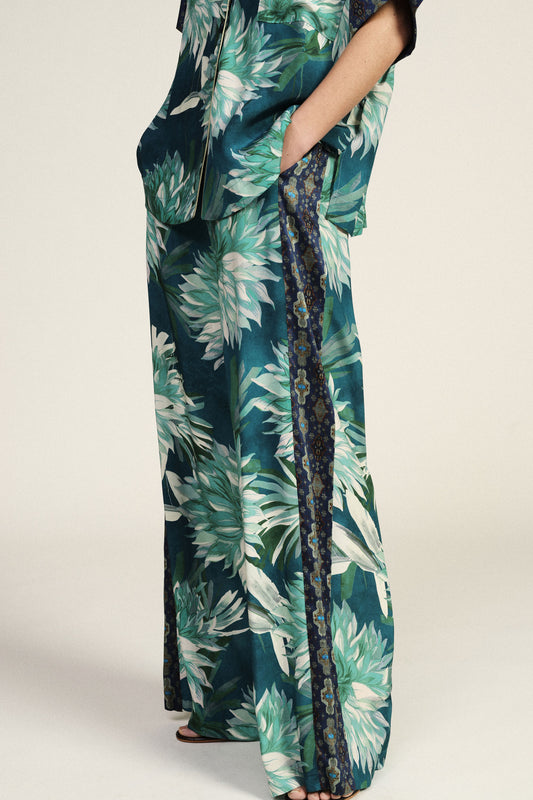 Pantaloni palazzo con fiori ampi
