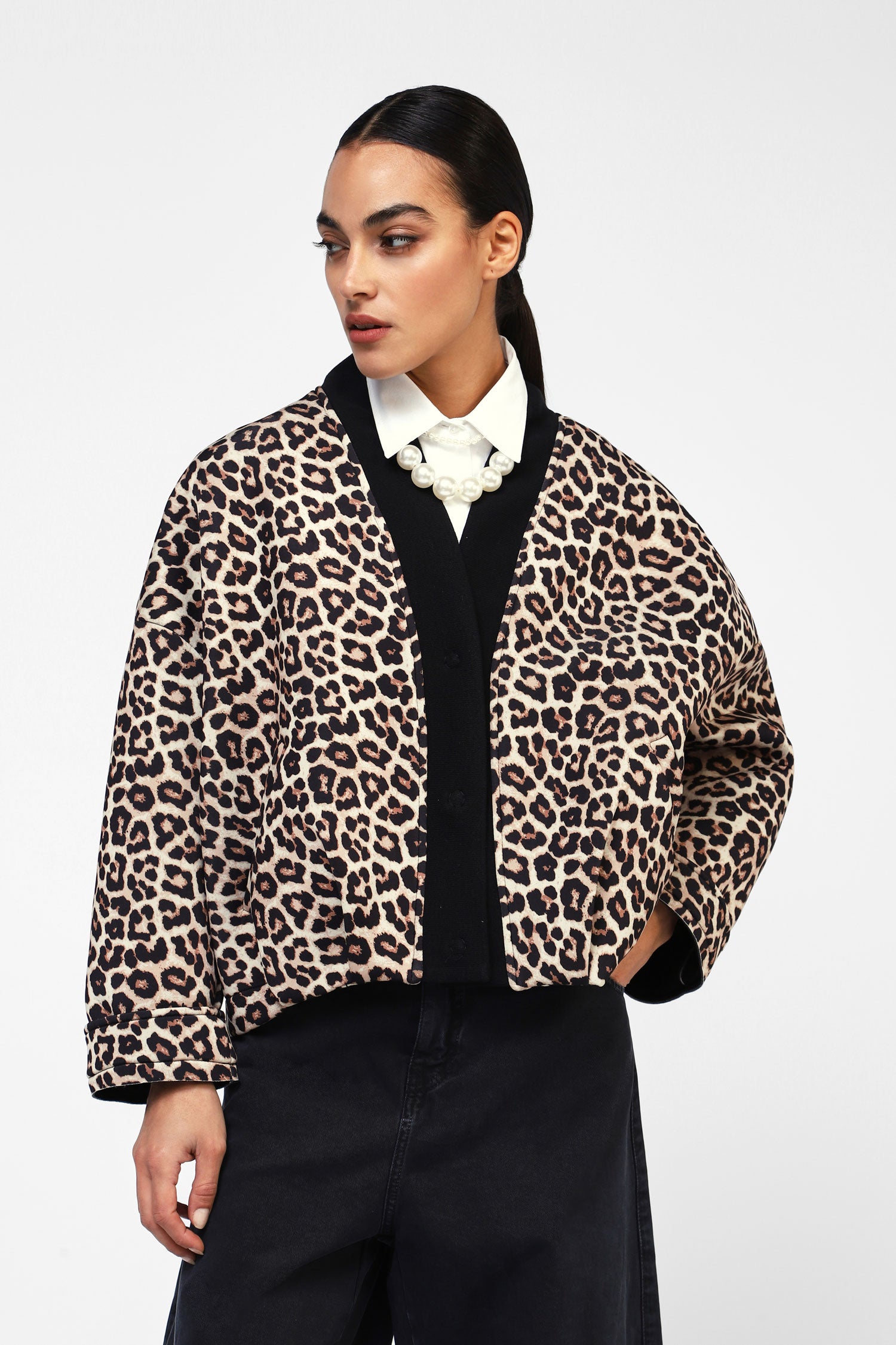 Giacca trapuntata con stampa audace