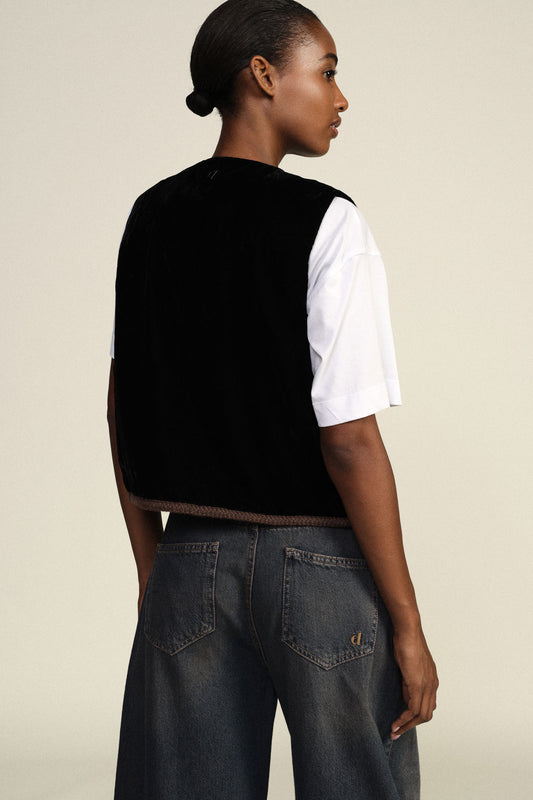 Gilet con chiusura a gemello e ricamo floreale