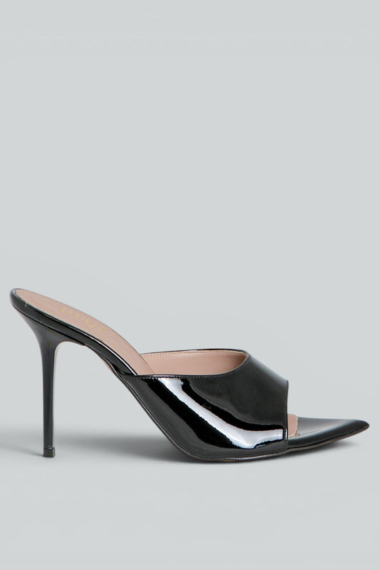 Ovyè Mules In Vernice