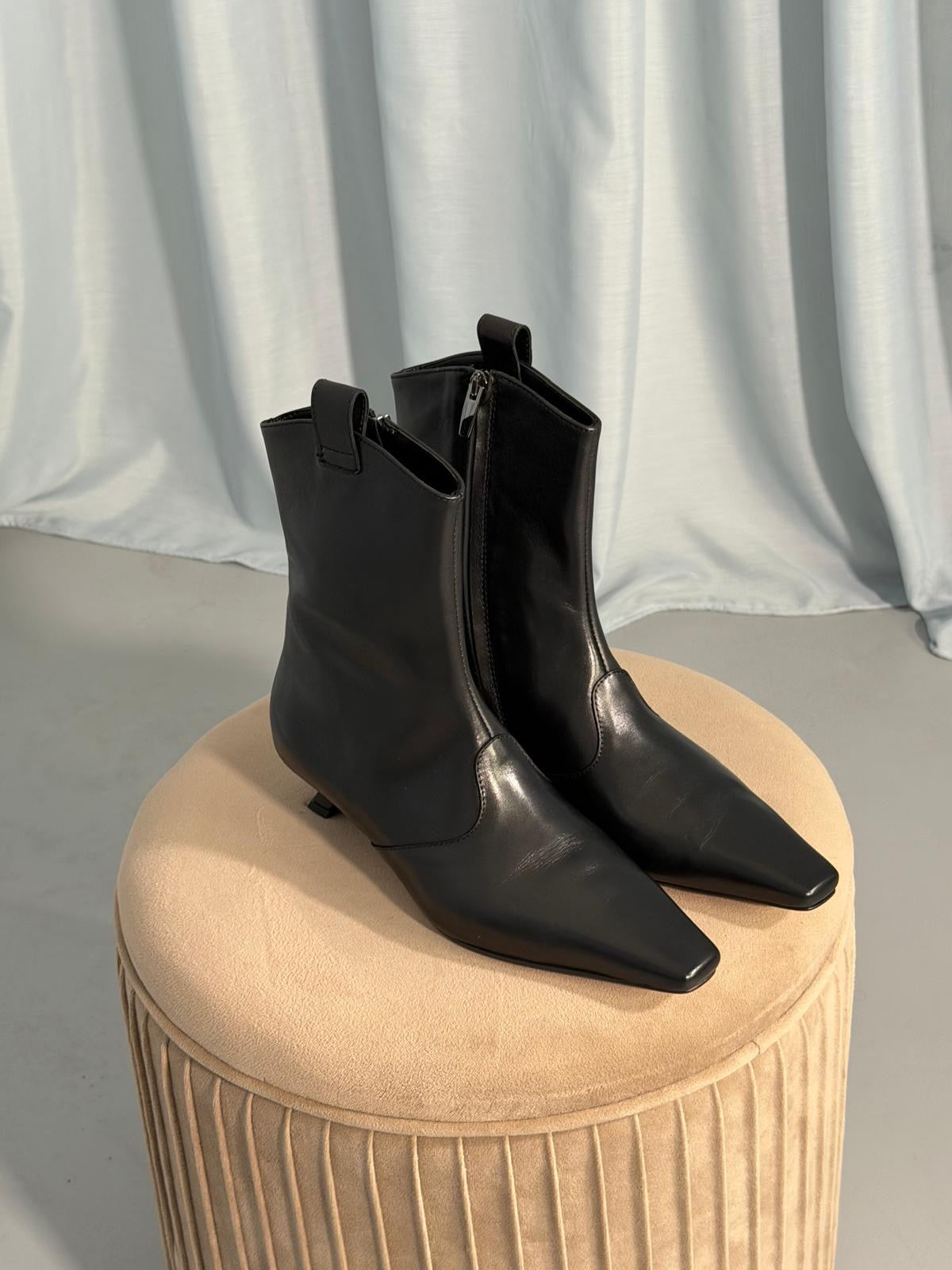 Divine Follie Tronchetto Punta Quadrata