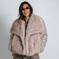 Eco-fur corta con maxi revers