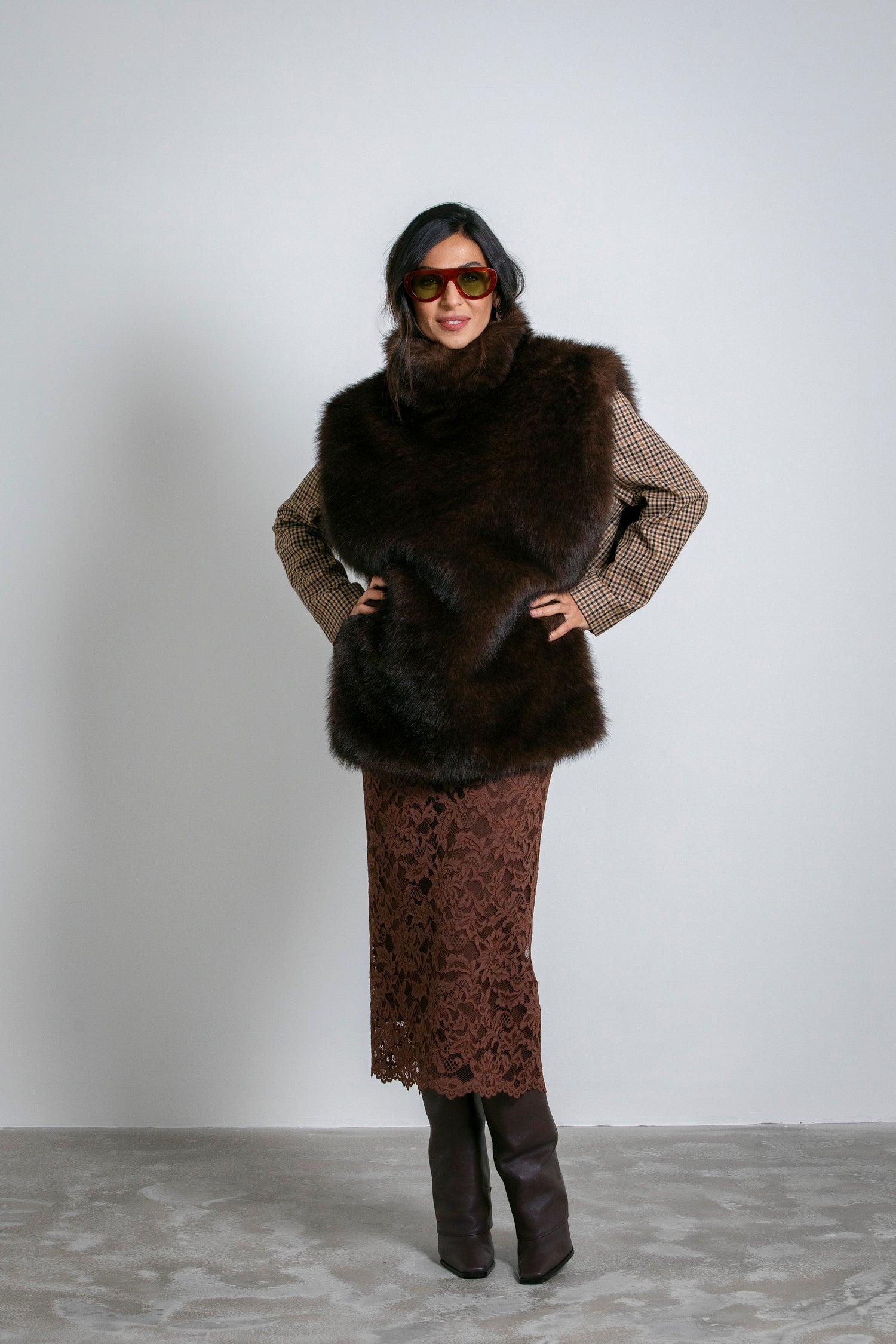 Ecofur senza maniche con collo alto ampio