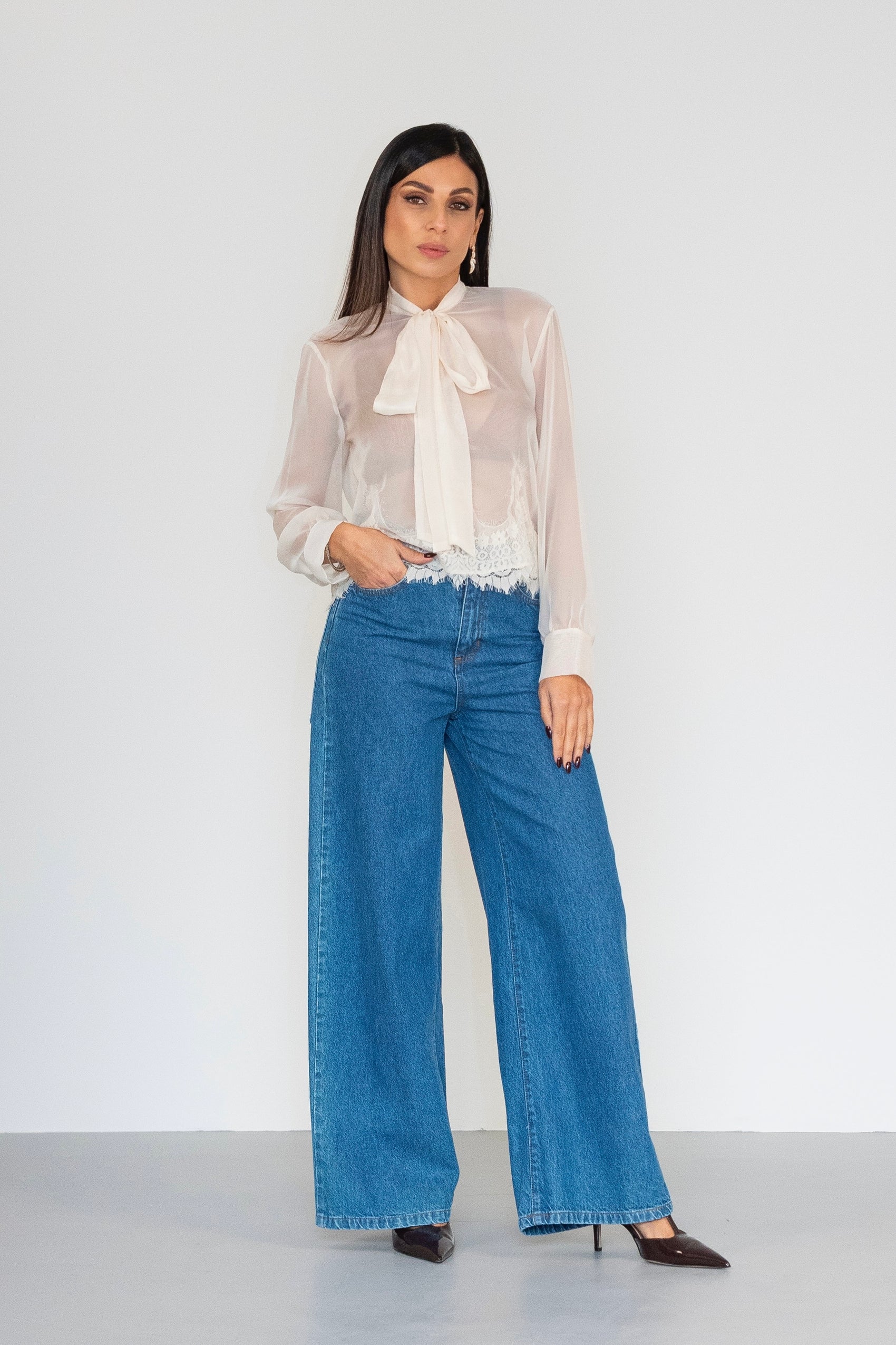 Jeans gamba dritta tasca bassa