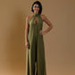 Jumpsuit con collo halter e taglio ampio