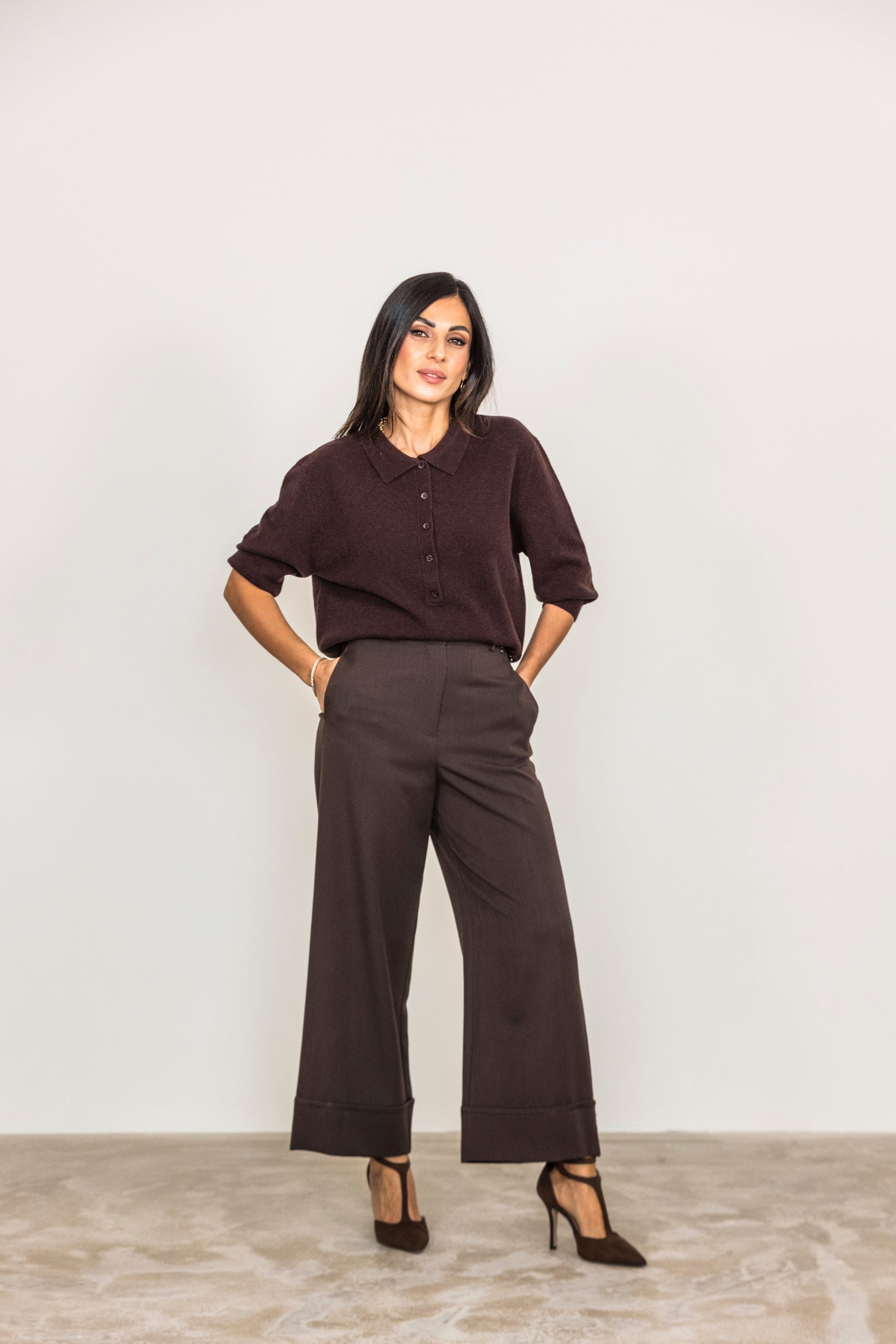 Pantaloni palazzo con risvolto ampio